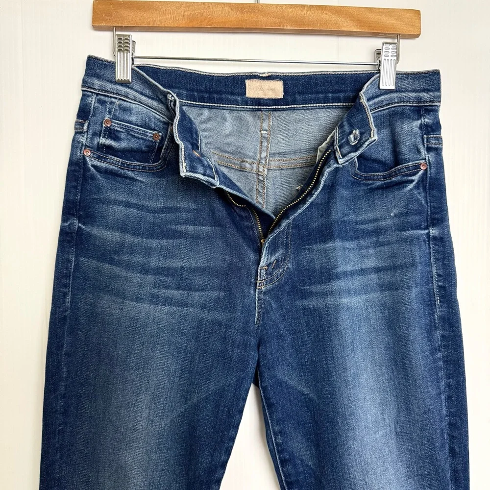 MOTHER The Insider Crop Step Fray Jeans Sweet & Sassy Wash Size 29 - Picture 4 of 11